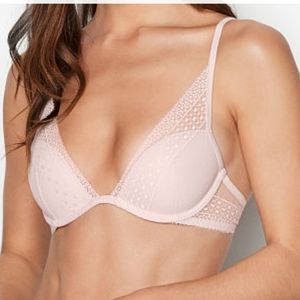 Victoria's Secret Lightly Lined Lace Plunge Bra